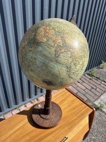 Vintage globe wereldbol columbus