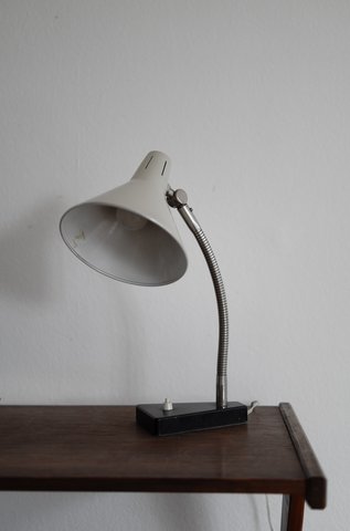 Hala H.Th. YES Busquet lamp