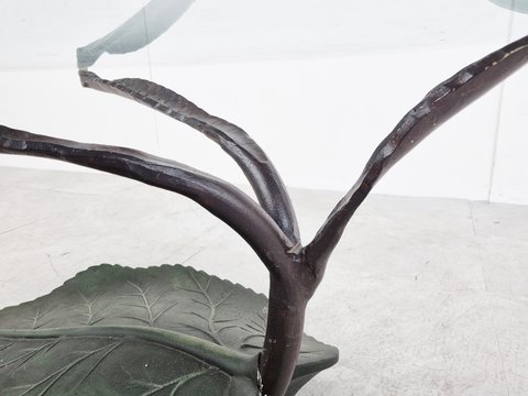 Sculptural leaf coffee table