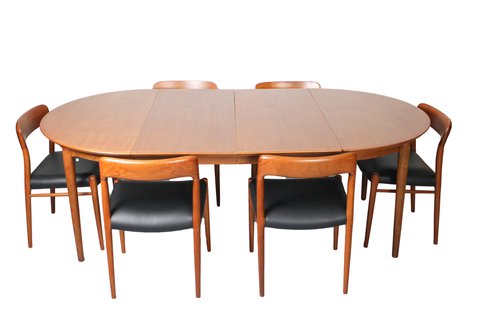 6x Niels O. Møller chairs and Table