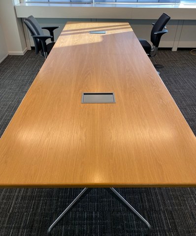 Eames segmented table