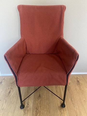 4 Montis Chaplin designer chairs in red fabric
