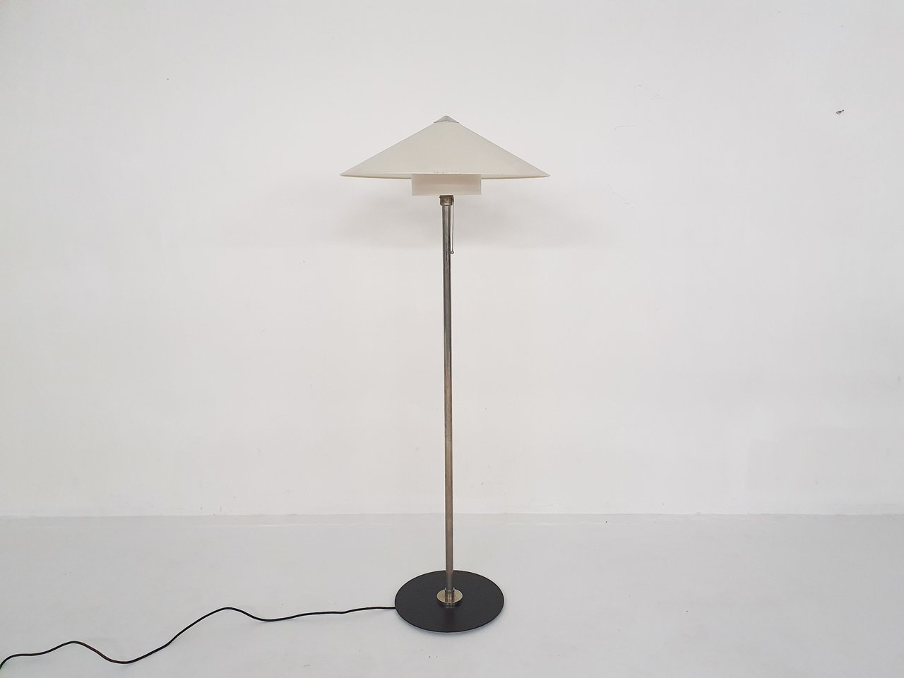 Image 32 of Wilhelm Wagenfeld for Tecnolumen floor lamp WSTL 30, Germany 1950's