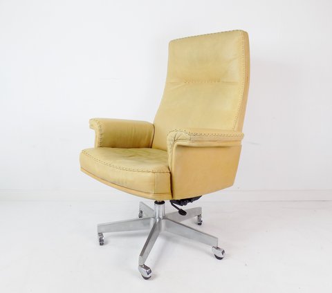De Sede DS 35 office leather armchair