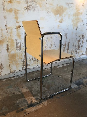 Gerrit Rietveld Hopmi Chair