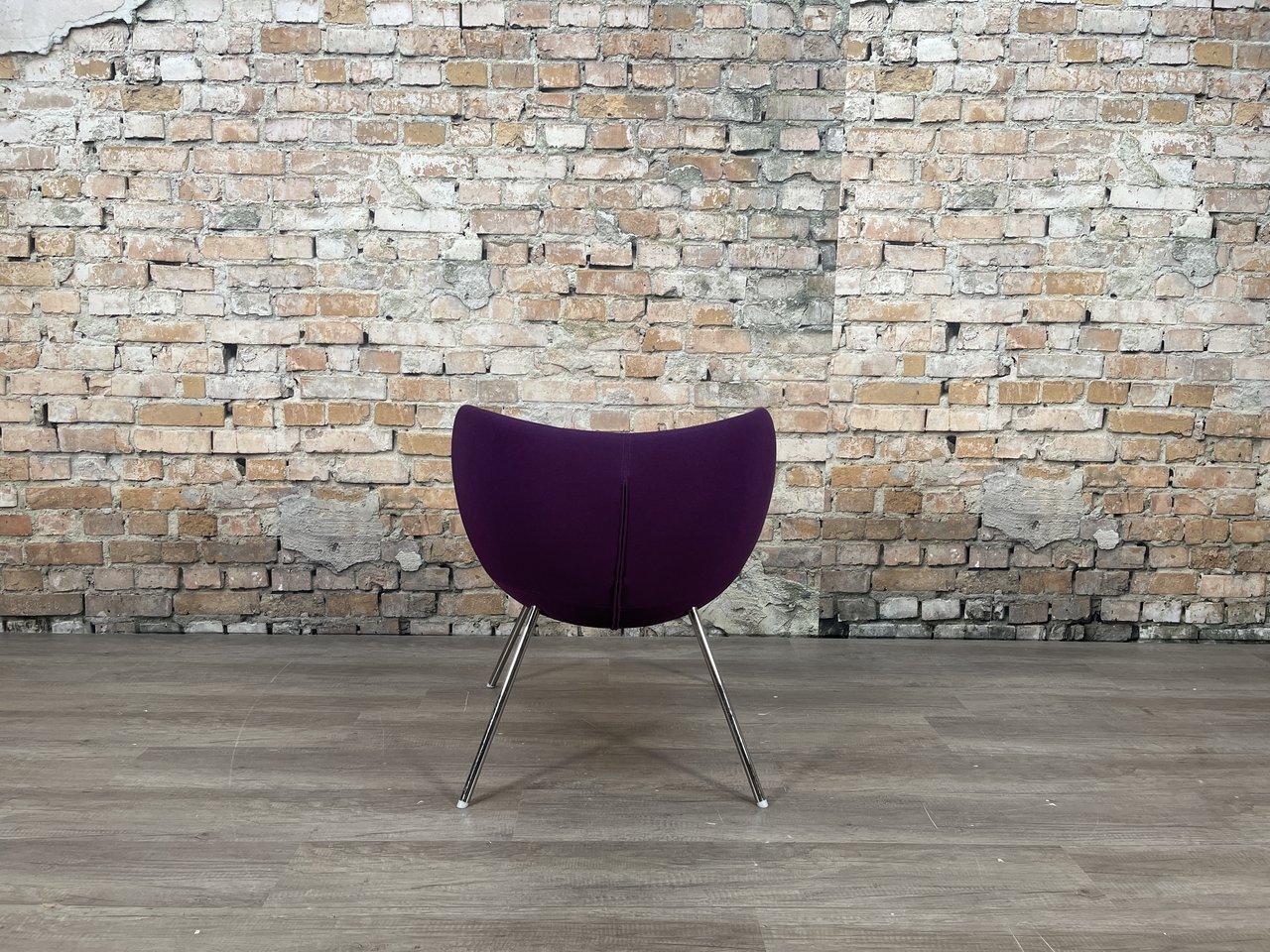 Image 5 of Artifort Pinq Lounge paars fauteuil