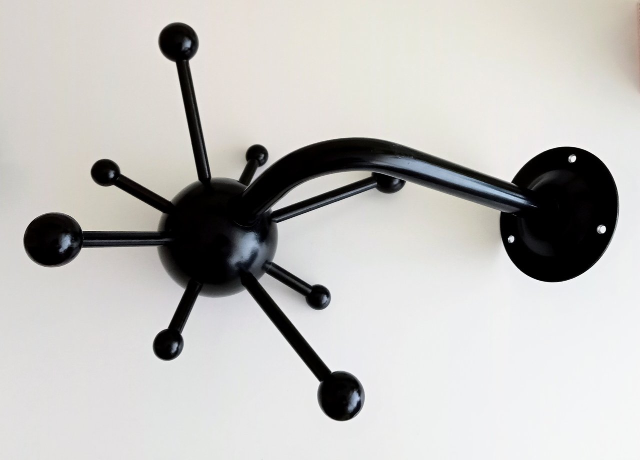 Sputnik coat rack | € 79 | Whoppah