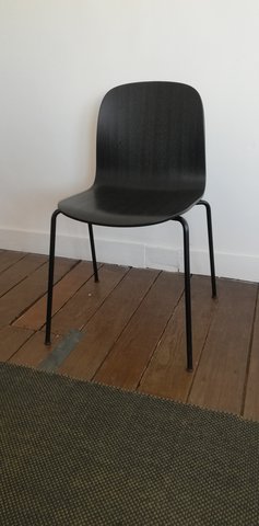 Muuto Visu tube base chair