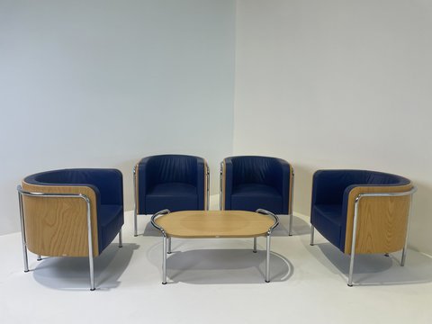 4x Thonet S serie fauteuil + salontafel