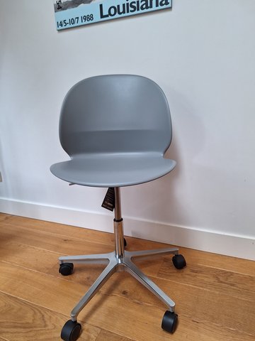 Fritz Hansen Office chair, No2 - 30 Recycle