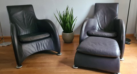 2 x Montis by Gerard van den Berg fauteuil, 1x voetenbankje