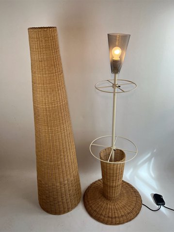 Gasparucci Italo tall rattan floor lamp 1980