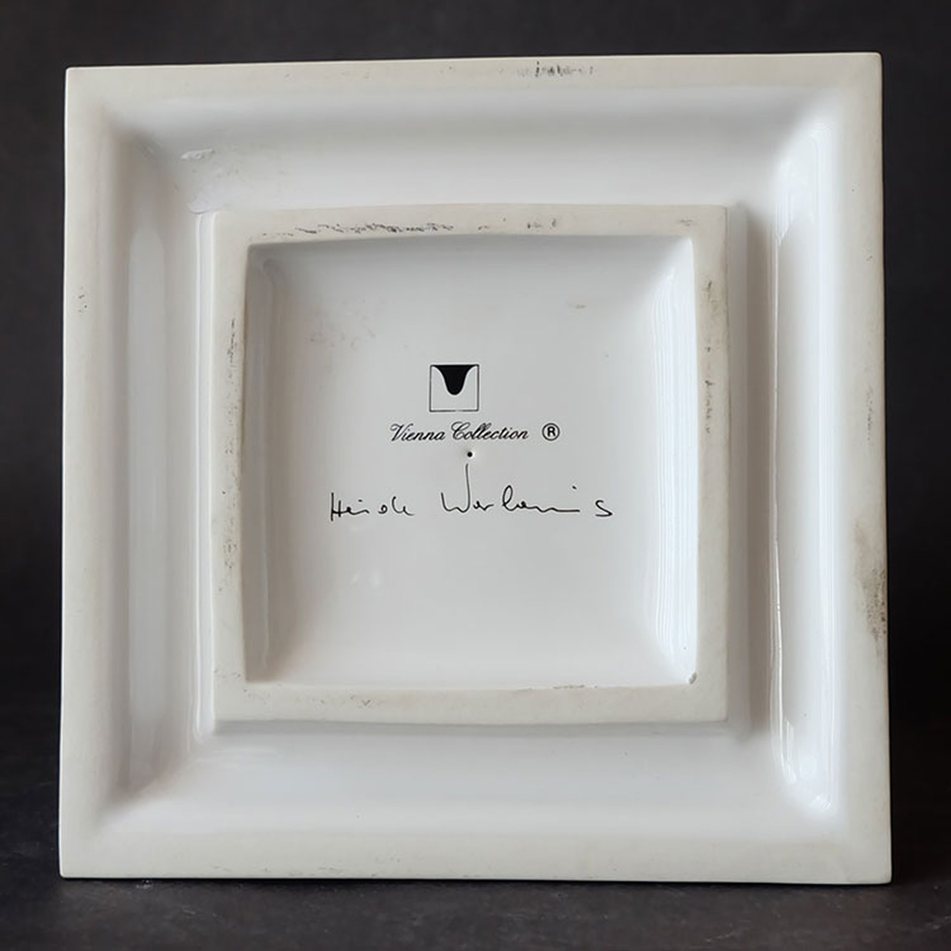 Heide Warlamis - Viënna Collection - Porcelain table piece | € 125