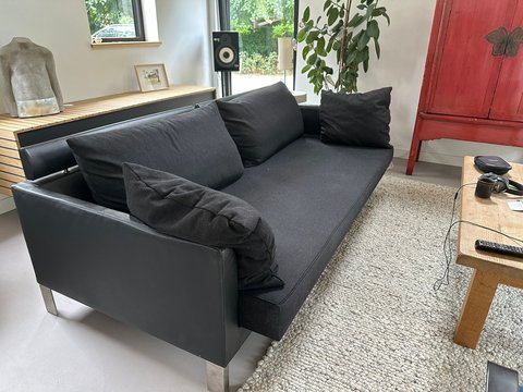 Montis Axium sofa by Gijs Papavoine