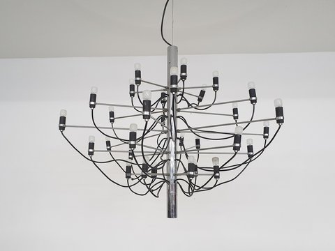 Gino Sarfatti for Arteluce 2097/30 chandelier, Italy 1960's