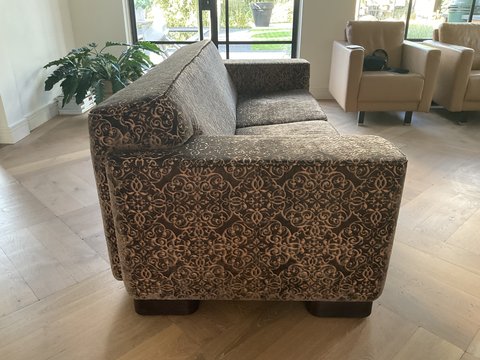 Brühl pouf and Palau sofa
