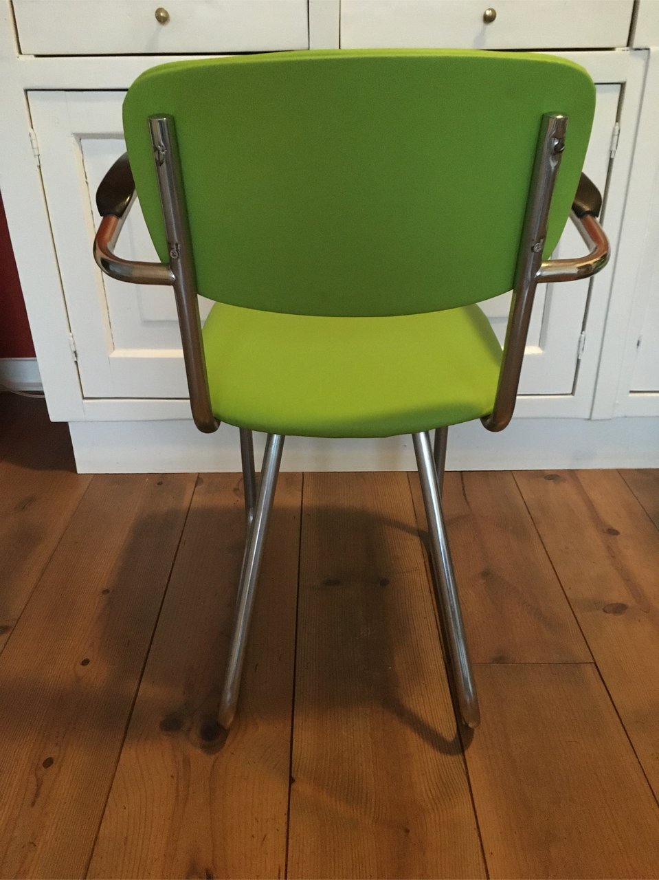 4 Gispen stoelen image 5