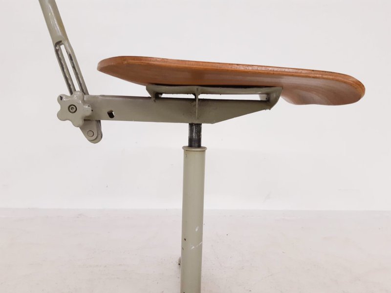 Friso Kramer for Ahrend de Cirkel drafting stool, The Netherlands 1950's