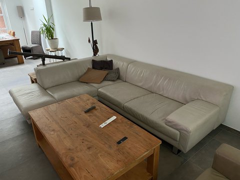 Montel leather corner sofa
