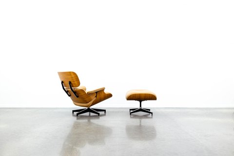 Eames Lounge chair+ ottoman