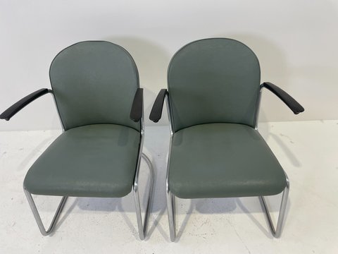 2x Gispen chair + table