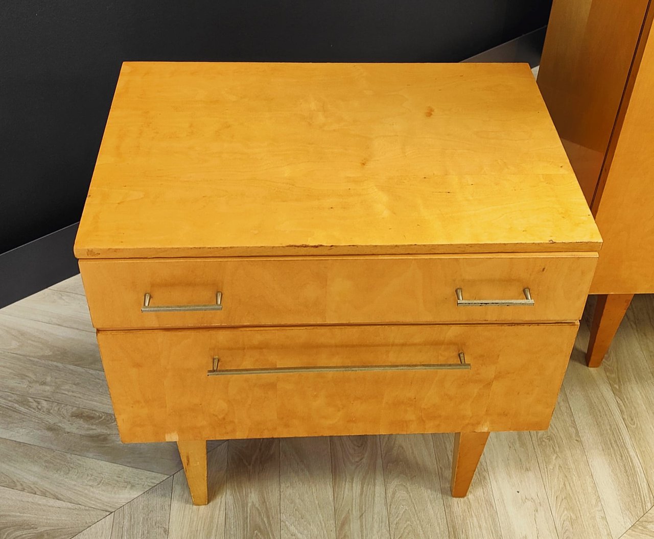 Image 6 of Vintage dressing table and side cabinet