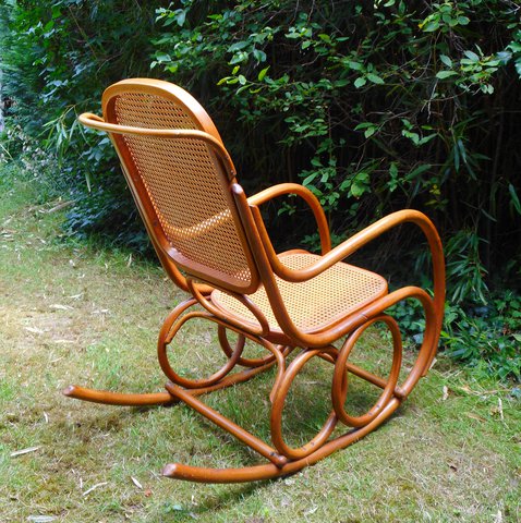 TON Dondolo_591 Rocking chair (Thonet)