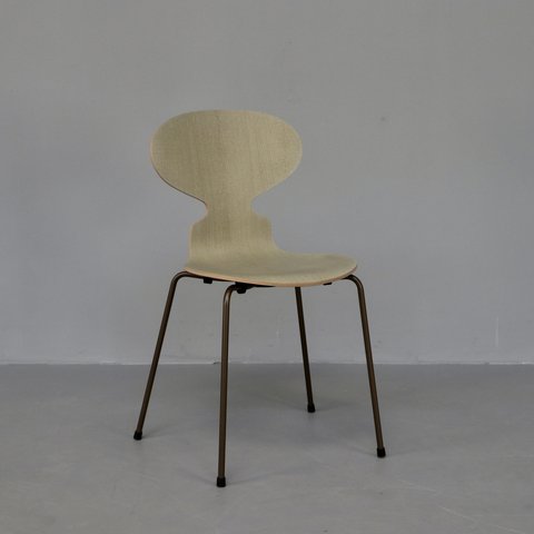Design Ant stoel 3101 by Arne Jacobsen. Fritz Hansen