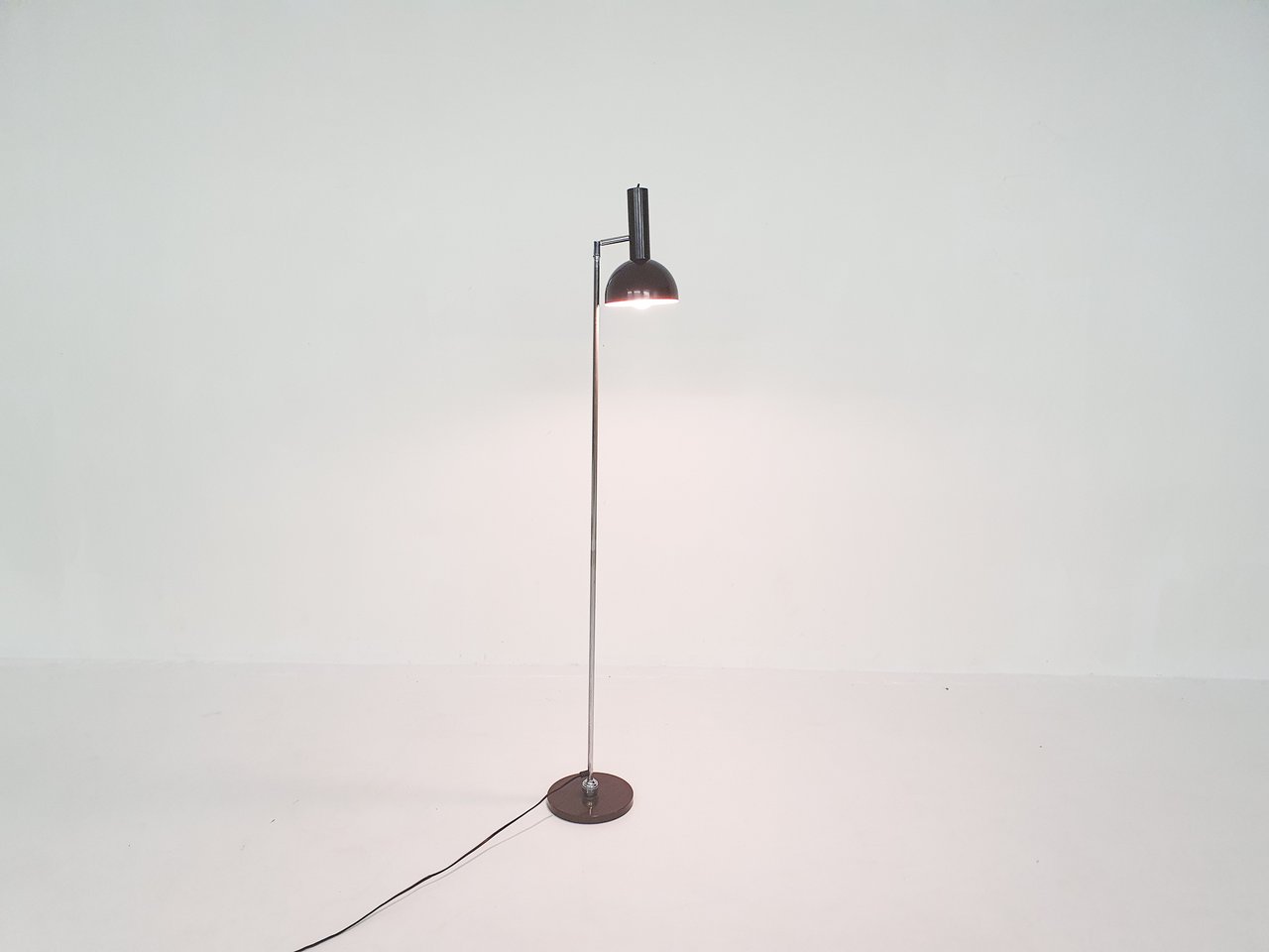 Image 45 of Hala adjustable floor lamp by Busquet