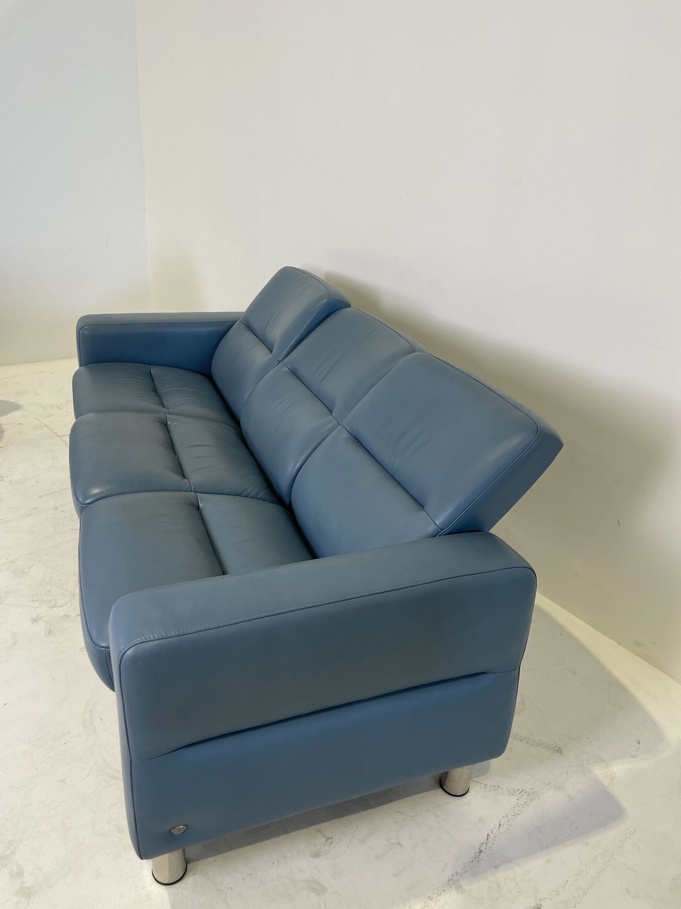design 3-seater sofa + 2x design armchairs image 6