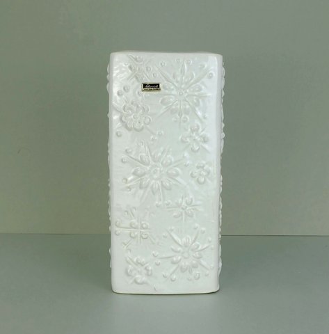  scheurich vase "kosmos" white glaze sputnik pattern model 263-31