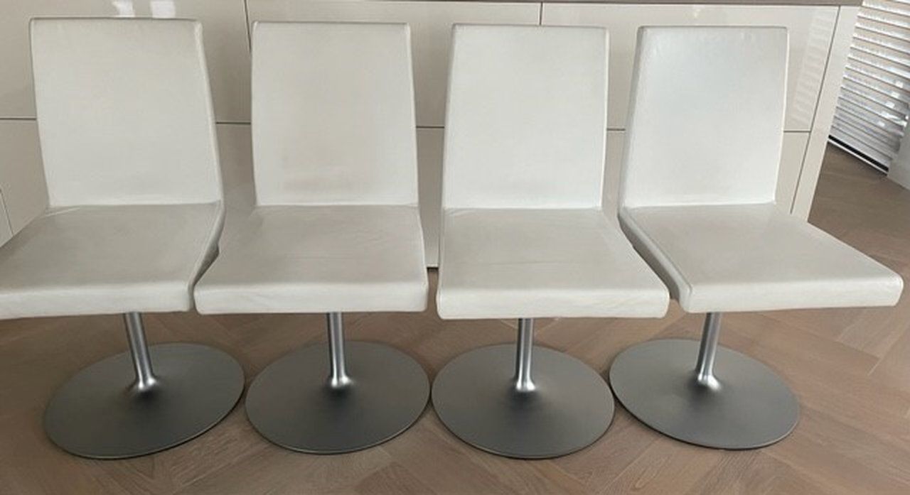 4 pieces Rolf Benz dining room chairs