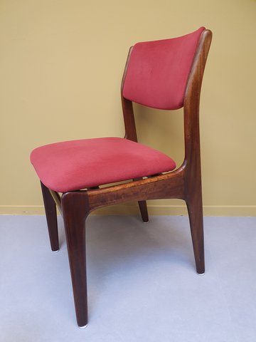 4 Wébé stoelen Louis van Teeffelen. Vintage teakhout.