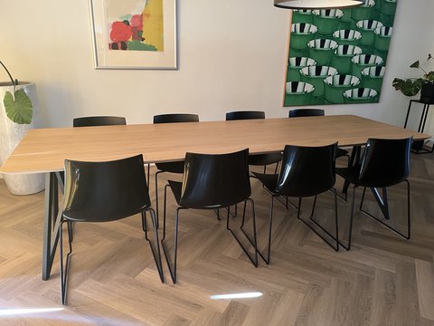 Studio Henk dining table