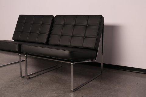 3x Artifort Kho Liang Ie 024 lounge chairs