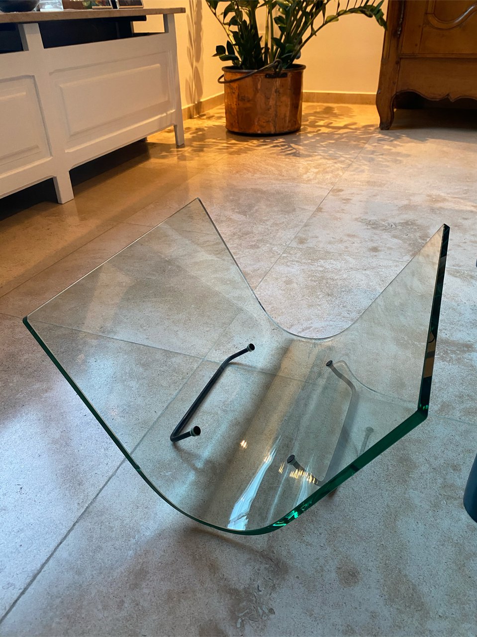 Design glass reading tray