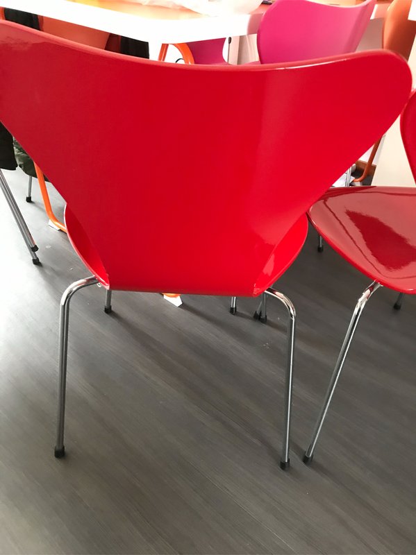 4x Arne Jacobsen vlinderstoelen rood