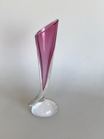 Val Saint Lambert Single flower vase