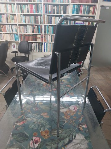 Design set-Corbusier tafel/Eileen Gray  plus 6 stoelen