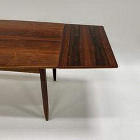 Topform Rosewood extendable dining table