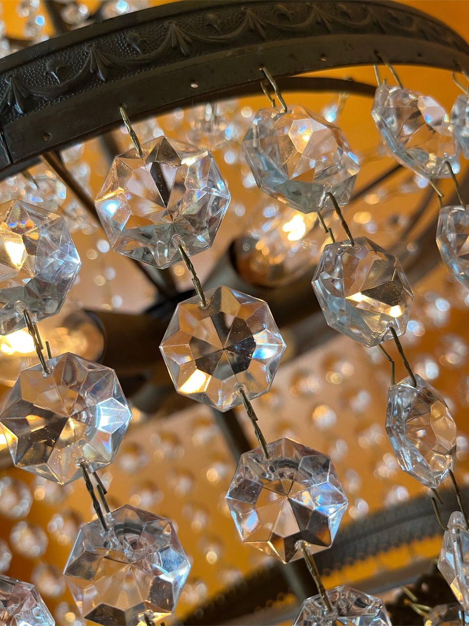 Amedi chandelier crystal vintage image 9