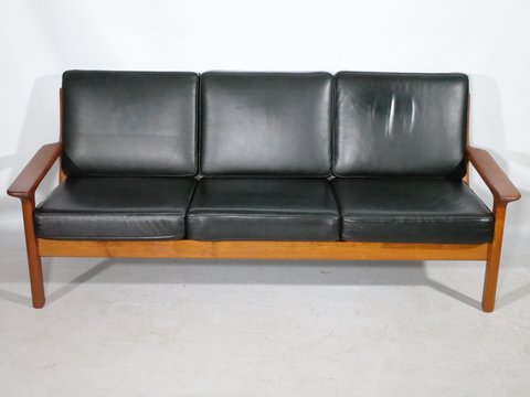 Teak and Leather lounge sofa by Juul Kristensen for Glostrup Mobelfabrik, Denmark, 1960s