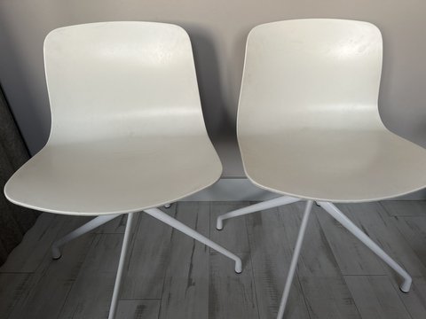2x Hay AAC10 Esszimmerstühle, weiß, drehbar