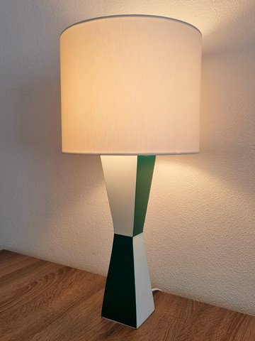 Moira table lamp