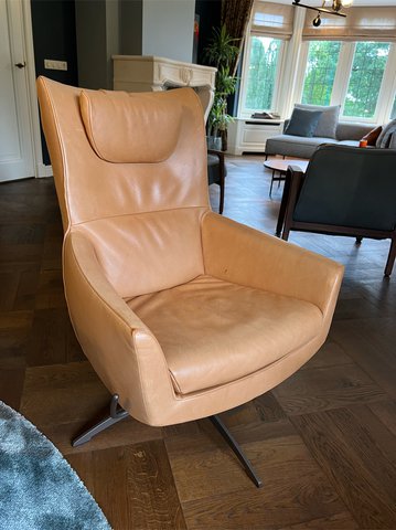 Jori Griffon relax armchair + ottoman