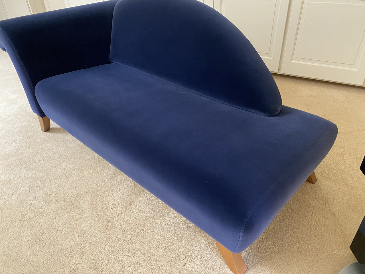 Image 6 of Jan des Bouvrie, dark blue velvet chaise longue