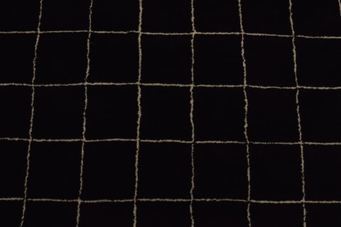 House of Rugs - Teppich mit schwarzen Quadraten