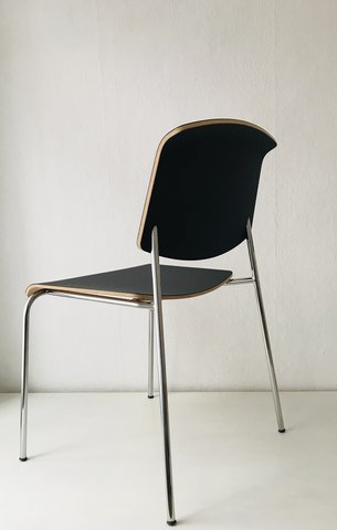 Magnus Olesen Pause chair stackable