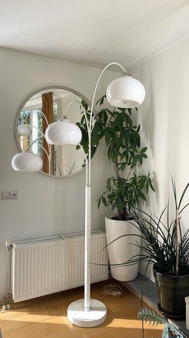Dijkstra floor lamp