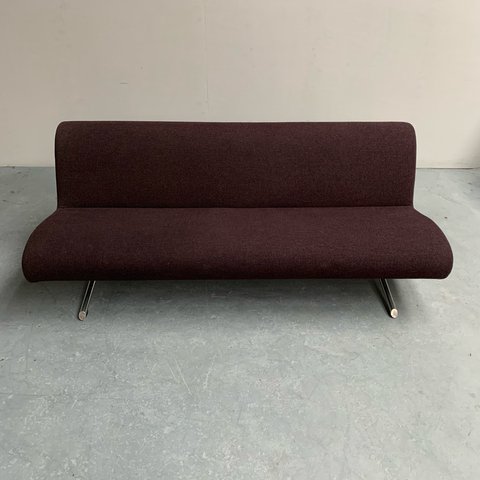 Artifort sofa Tara purple
